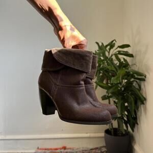 Vintage MUDD Brown Booties Chunky Heel Corduroy Cuff size 6